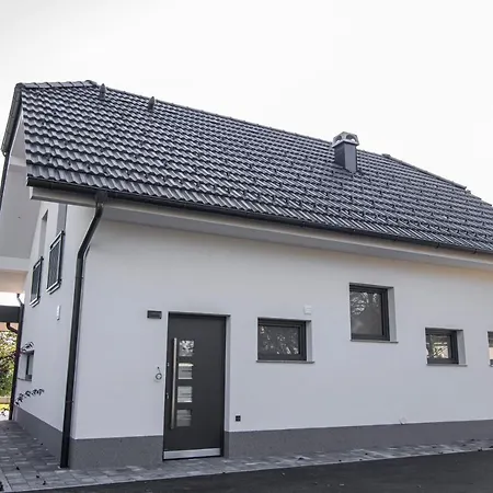 Apartament Hisa Kozjanka *
